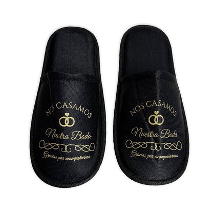 Pantufla Mod 38 Nos Casamos ( Tela : Negra Tinta : Oro ) Nuestra